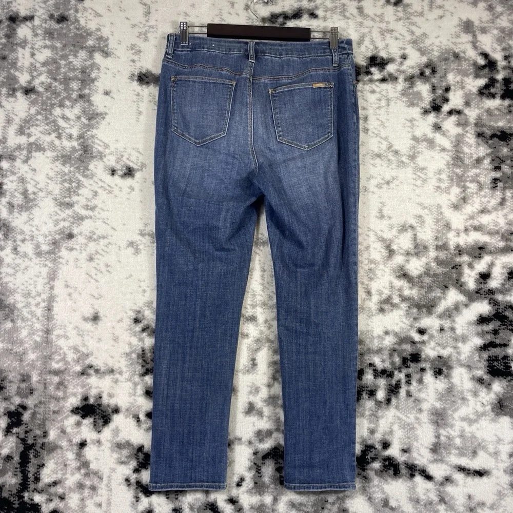 Chicos So Slimming Girlfriend Slim Ankle Jeans Womens Size 6 Medium Wash Stretch